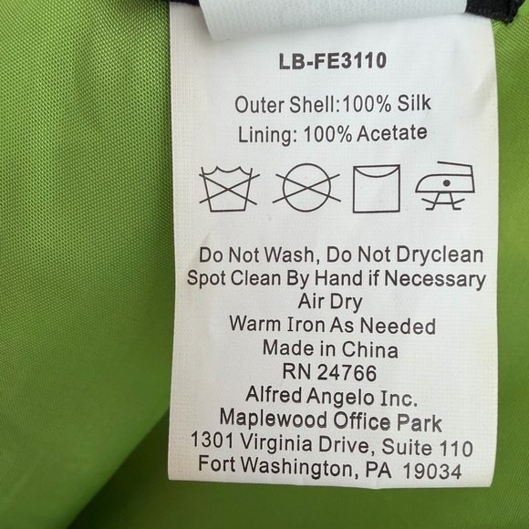 Niki by Niki Livas 100% Silk Y2K Beaded Gown – Halter Prom Gala Dress – XS - Picture 8 of 8